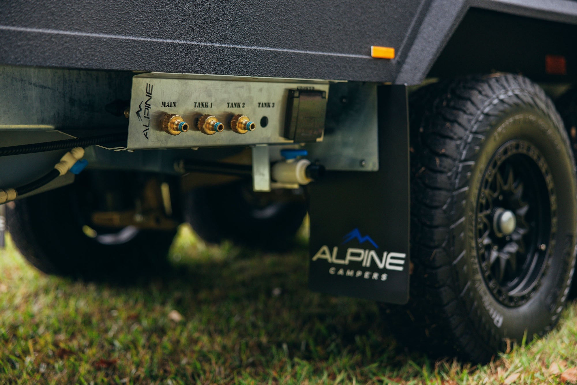 ALPINE-18.6 EVOKE (FDX) #741