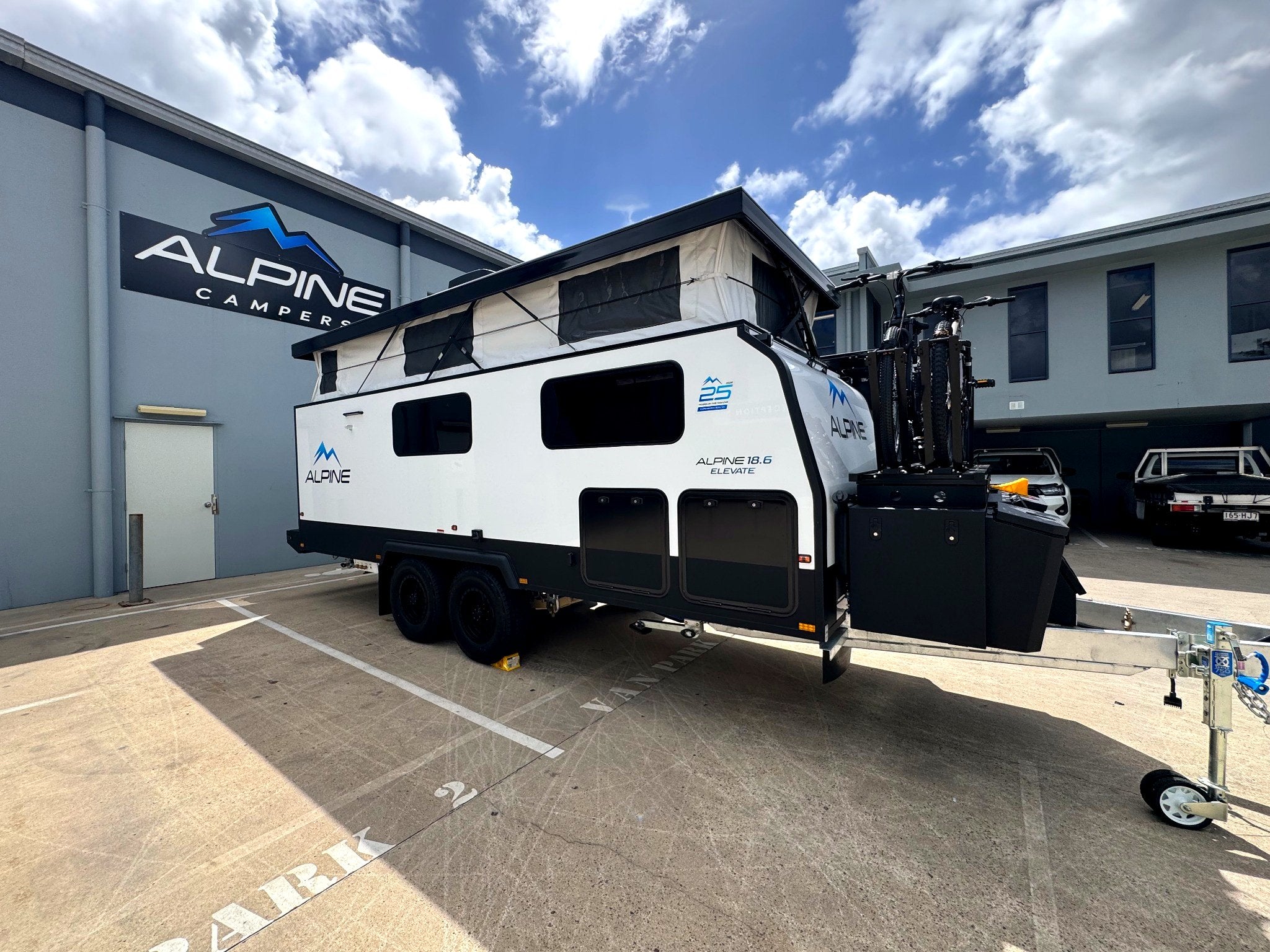 2026 ALPINE-18.6 ELEVATE (Hybrid Pop-Top)